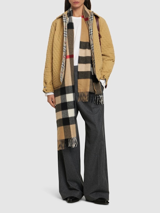 Burberry: Giacca reversibile trapuntata - women_1 | Luisa Via Roma