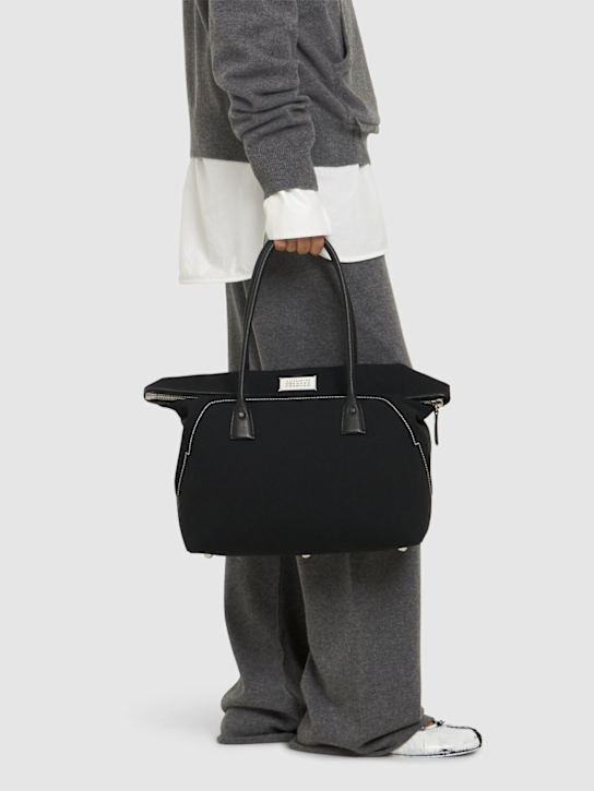 Maison Margiela: Medium 5Ac グレインレザーショッピングバッグ - women_1 | Luisa Via Roma