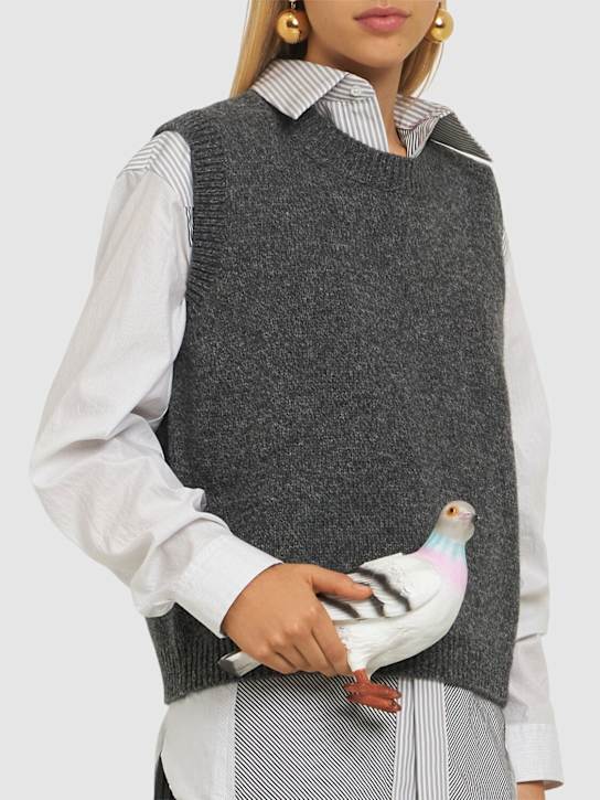 JW Anderson: JW Pride pigeon clutch - men_1 | Luisa Via Roma