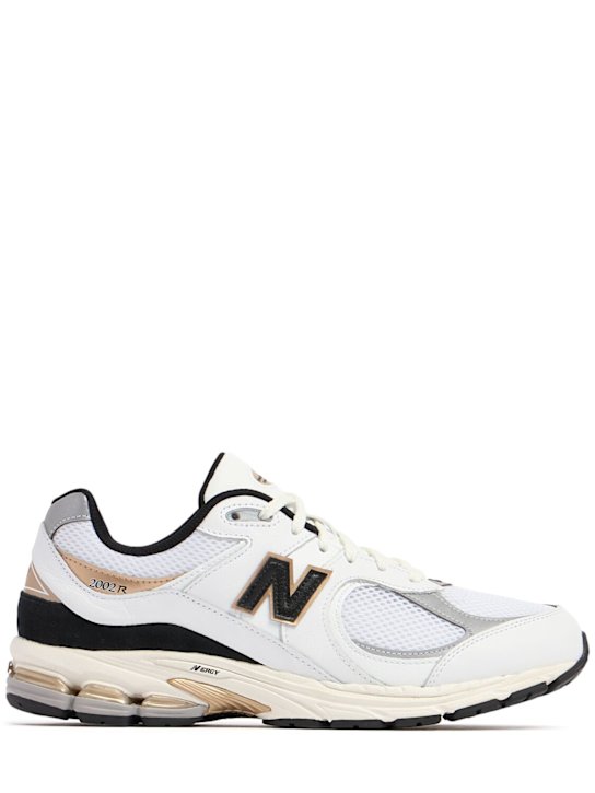 New Balance: 2002 sneakers - men_0 | Luisa Via Roma