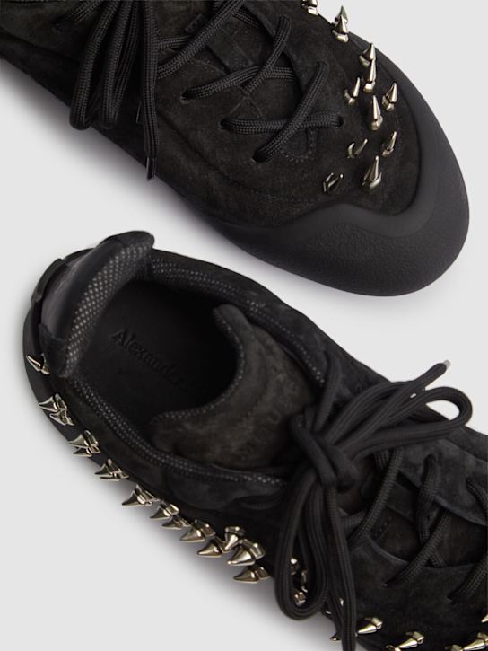 McQueen: Flexion studded leather sneakers - Black - men_5 | Luisa Via Roma