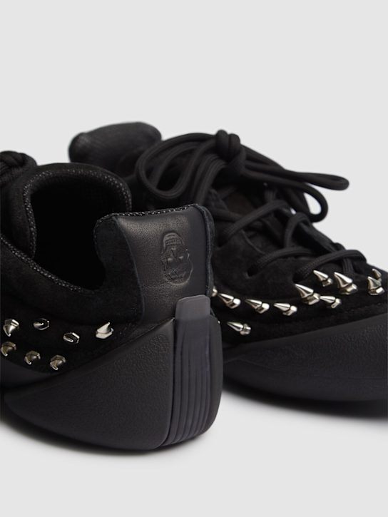 McQueen: Flexion studded leather sneakers - Black - men_4 | Luisa Via Roma