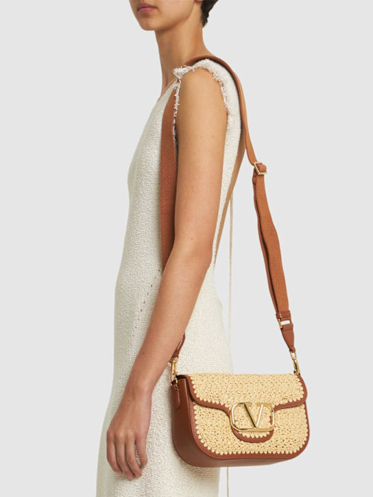 Valentino Garavani: Logo raffia effect shoulder bag - women_1 | Luisa Via Roma