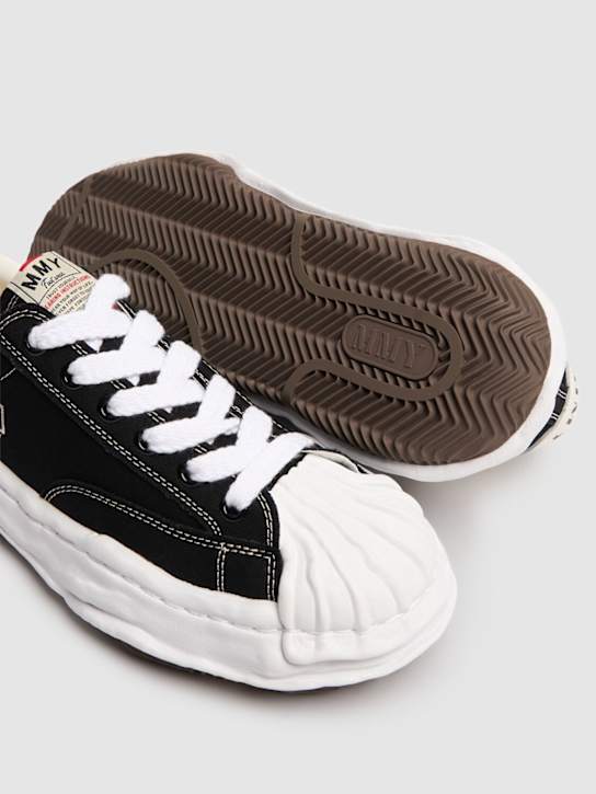 Mihara Yasuhiro: Blakey low canvas sneakers - men_4 | Luisa Via Roma
