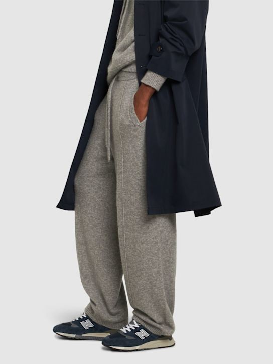 New Balance: 998 Made in USA sneakers - men_1 | Luisa Via Roma