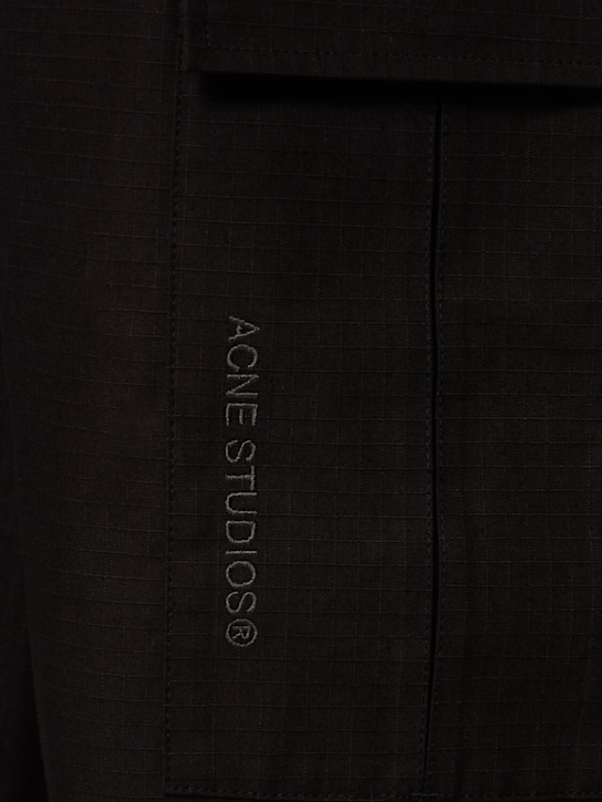 Acne Studios: Cotton cargo pants - men_1 | Luisa Via Roma