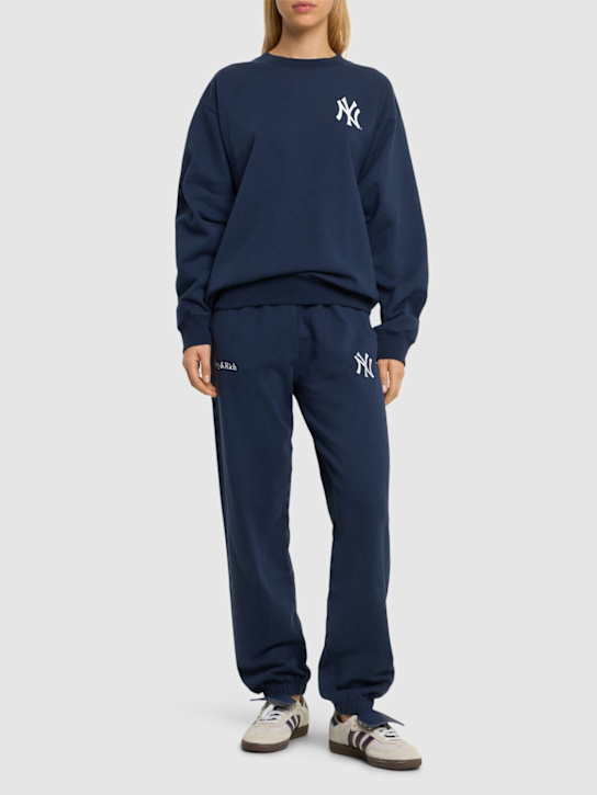 Sporty & Rich: Yankees Serif スウェットシャツ - women_1 | Luisa Via Roma