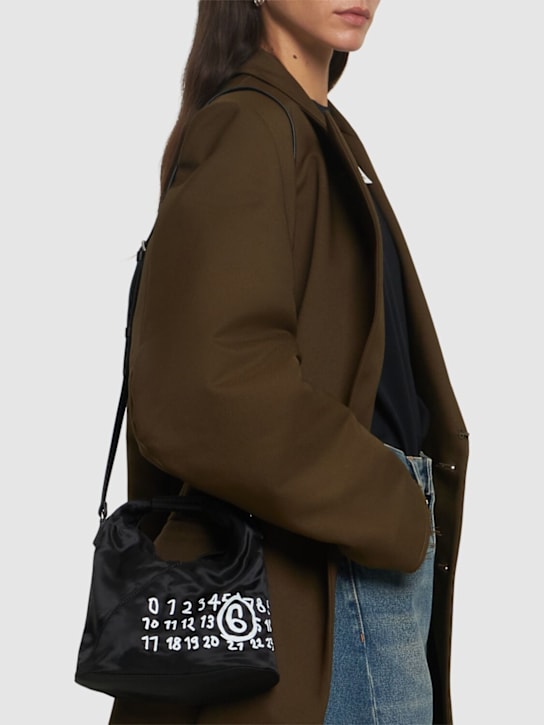MM6 Maison Margiela: Sac bandoulière en viscose Japanese - women_1 | Luisa Via Roma