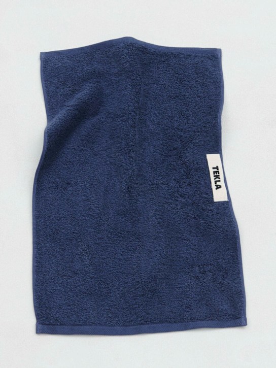 Tekla: Set of 3 organic cotton towels - Blue - ecraft_4 | Luisa Via Roma
