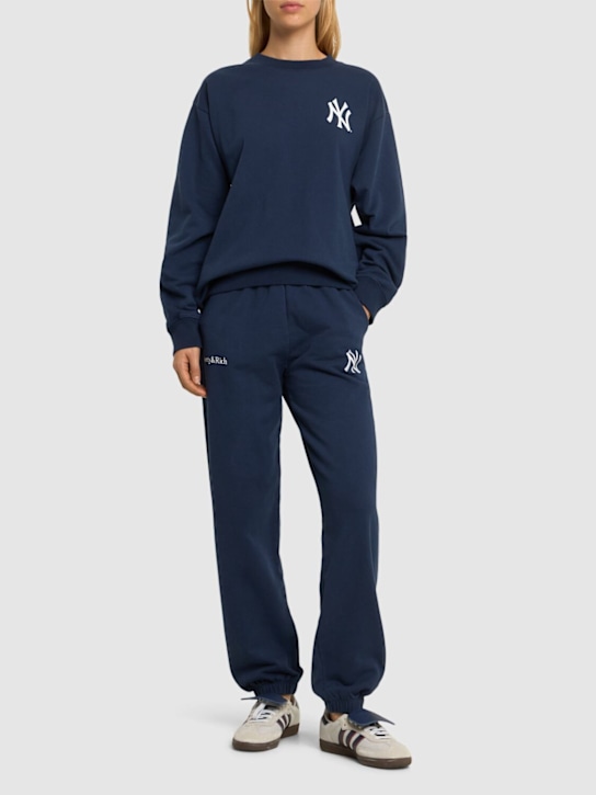 Sporty & Rich: Yankees Serif スウェットパンツ - women_1 | Luisa Via Roma
