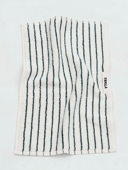Tekla: Set of 3 organic cotton towels - ecraft_4 | Luisa Via Roma