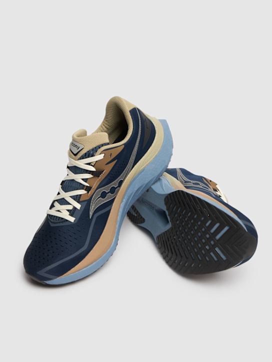 Saucony: Endorphin Speed 4 sneakers - men_3 | Luisa Via Roma