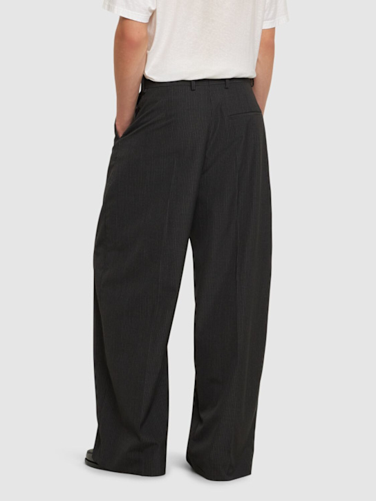 Acne Studios: Pantaloni gessati in misto lana - Grigio - men_2 | Luisa Via Roma