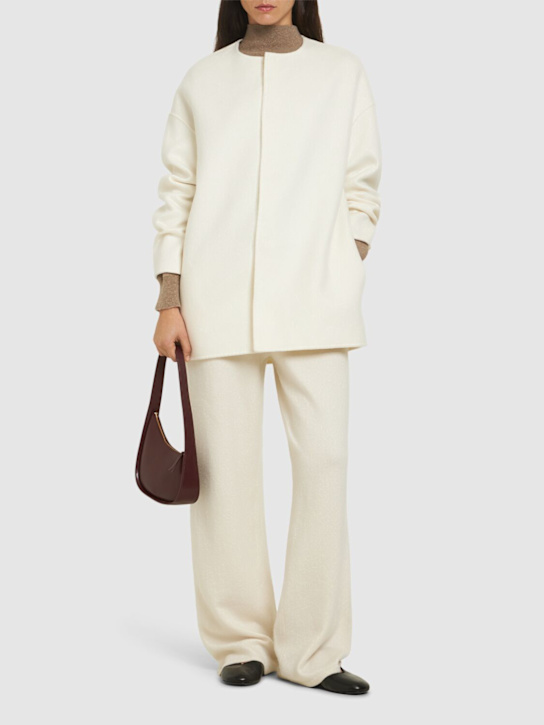 Loulou De Saison: Kurzmantel mit Rundhalsausschnitt „Gio“ - Elfenbein - women_1 | Luisa Via Roma