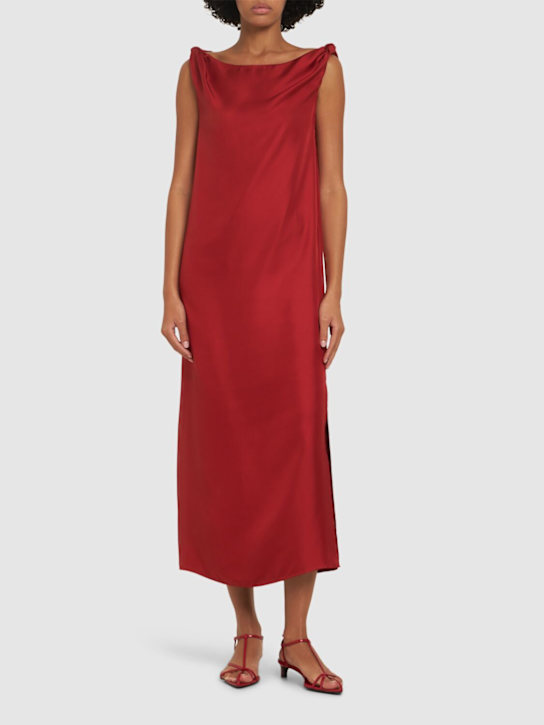 Loulou De Saison: Ärmelloses Midikleid aus drapierte Seide „Moun“ - Rot - women_1 | Luisa Via Roma