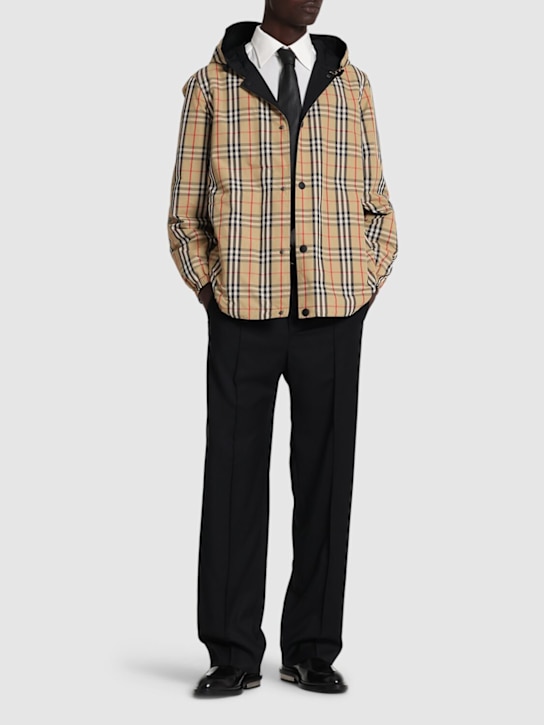 Burberry: Rainford reversible hooded jacket - Archive Beige - men_1 | Luisa Via Roma