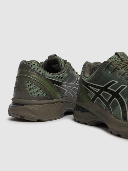 Asics: Sansar Gear Gel-Terrain sneakers - Green - men_2 | Luisa Via Roma