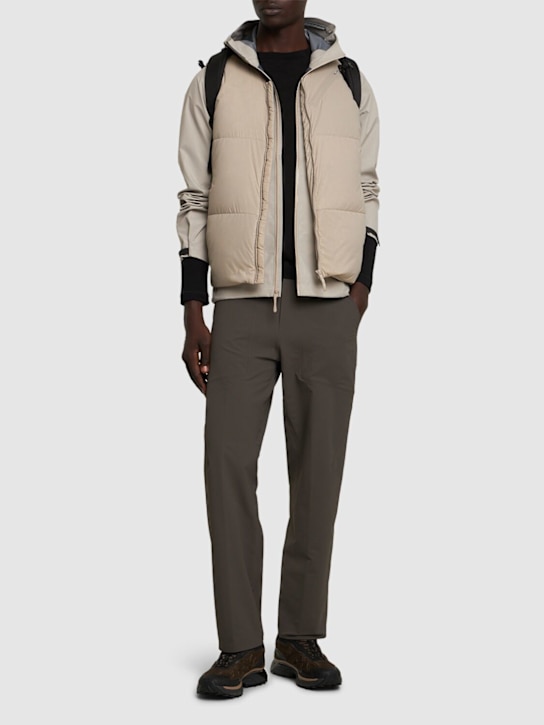 Arc'teryx Veilance: Daunenweste „Conduit M“ - men_1 | Luisa Via Roma