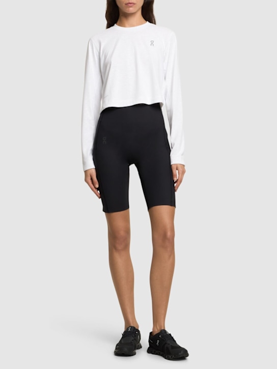 On: Active print cropped long sleeve t-shirt - women_1 | Luisa Via Roma