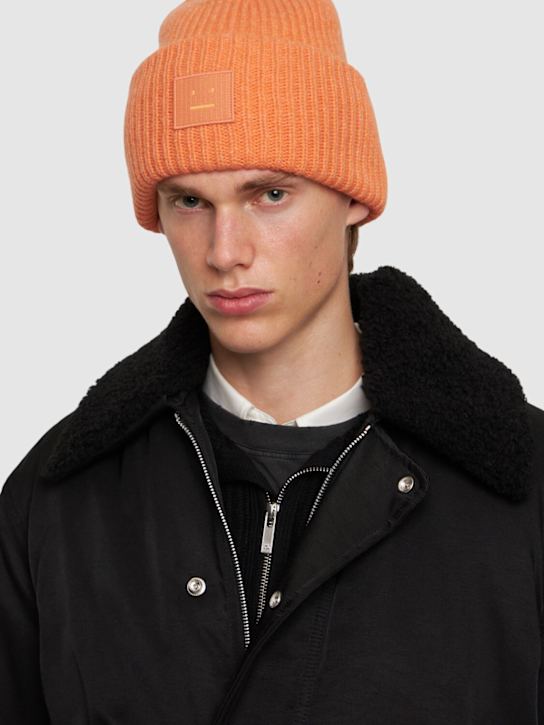Acne Studios: Face wool beanie - men_1 | Luisa Via Roma