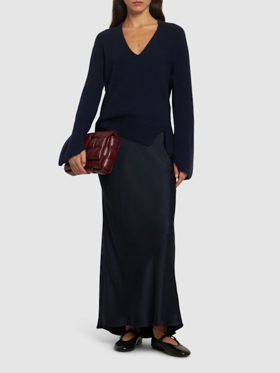 Forte_forte: Wool & cashmere knit v-neck sweater - women_1 | Luisa Via Roma