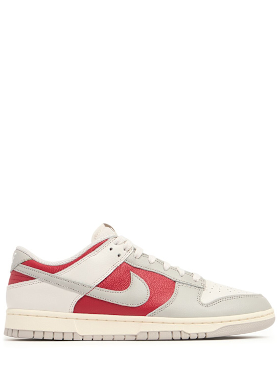Nike: Sneakers "Dunk Low Retro“ - men_0 | Luisa Via Roma