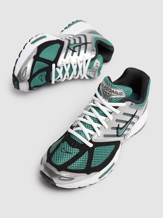 Nike: Air Pegasus 2005 sneakers - Metallic Silver - men_2 | Luisa Via Roma