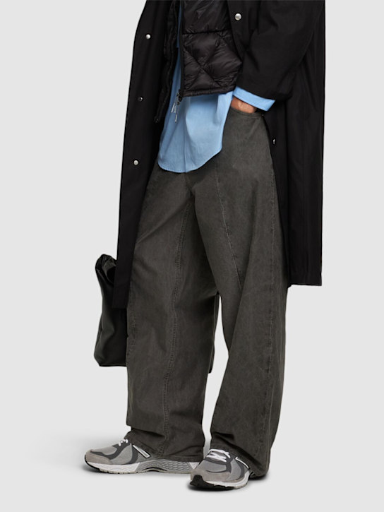 Comme des Garçons Homme: CDG HOMME FW24 X NB 860v2 sneakers - men_1 | Luisa Via Roma