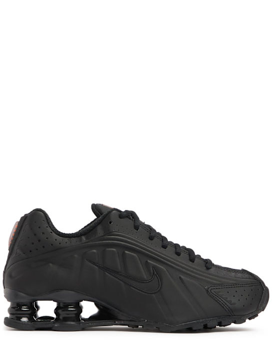 Nike: Sneakers Shox R4 - women_0 | Luisa Via Roma