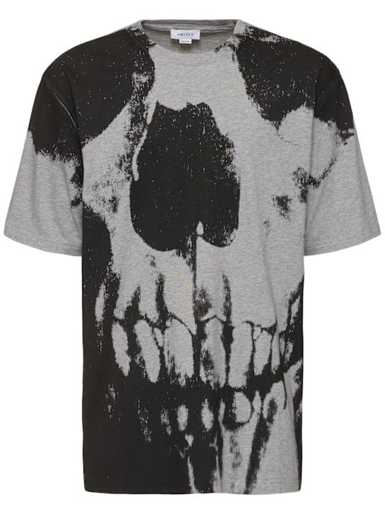 McQueen: Skull printed cotton t-shirt - Grey - men_0 | Luisa Via Roma