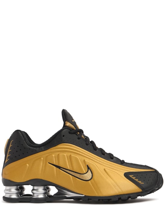 Nike: Sneakers Shox R4 - women_0 | Luisa Via Roma