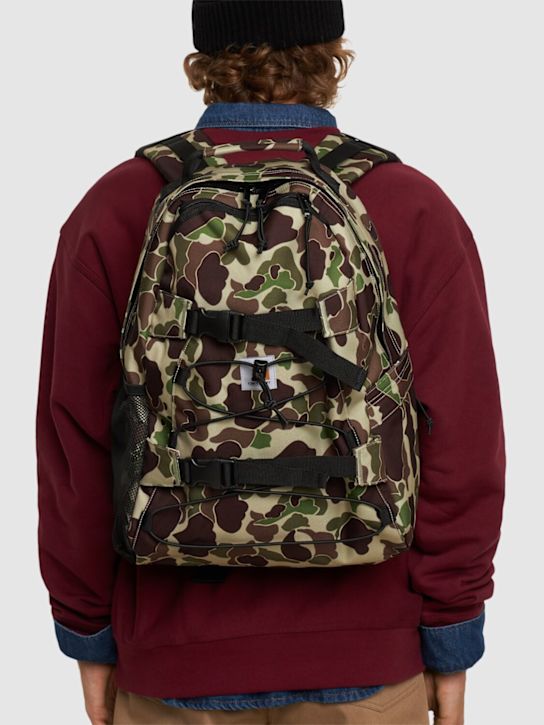 Carhartt WIP: Kickflip backpack - men_1 | Luisa Via Roma