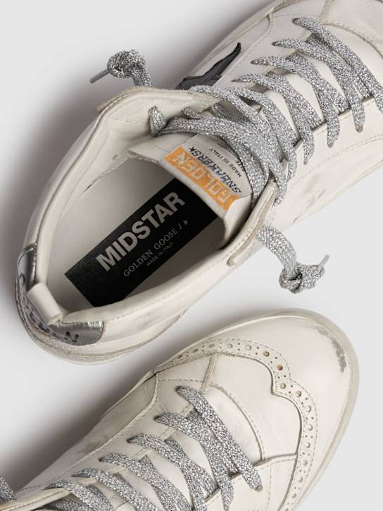 Golden Goose: 20毫米Mid Star皮革运动鞋 - 白色/黑色 - women_4 | Luisa Via Roma
