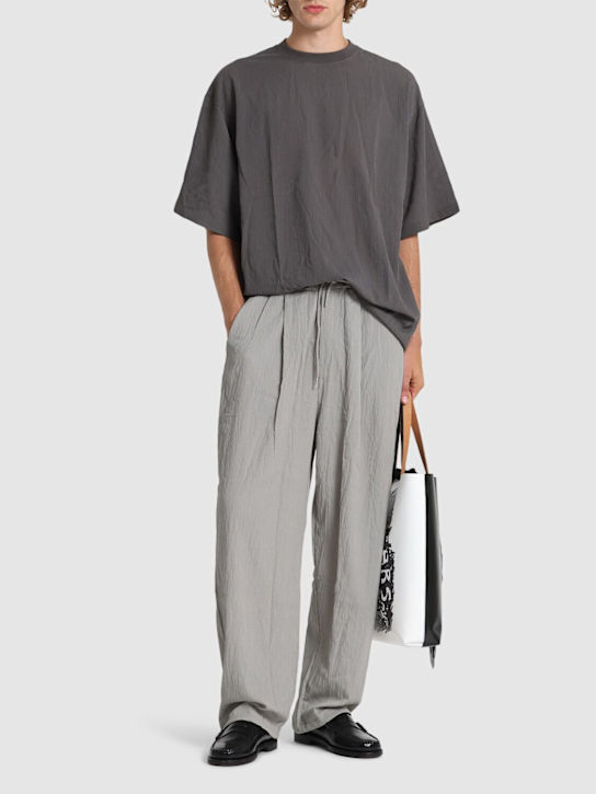 The Frankie Shop: Crinckle wide jogging pants - men_1 | Luisa Via Roma