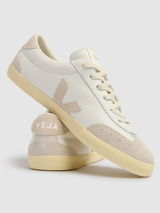 Veja: Volley运动鞋 - 白色 - women_4 | Luisa Via Roma