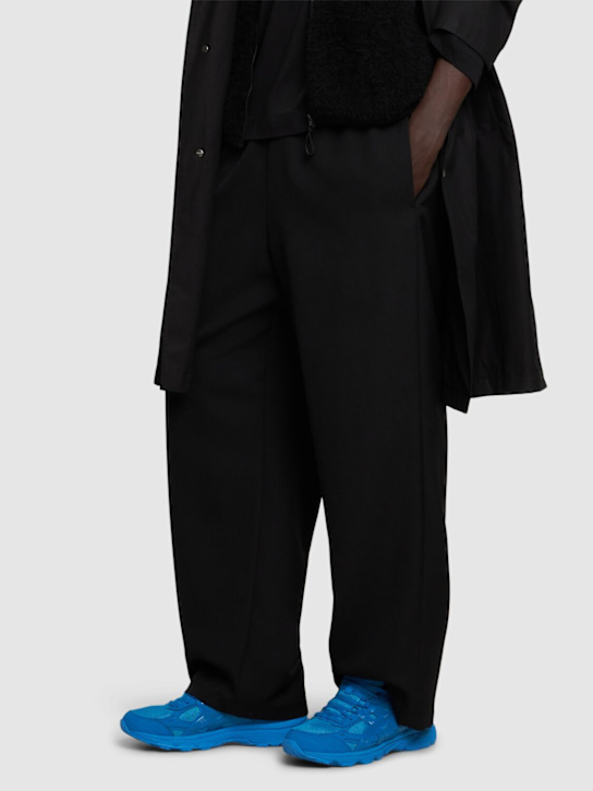 Comme des Garçons Shirt: CDG SHIRT x ASICS Gel-Nunobiki sneakers - men_1 | Luisa Via Roma