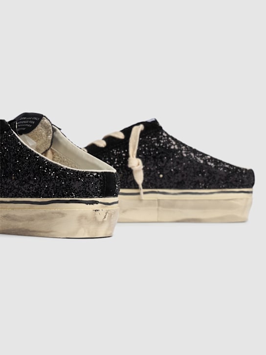 Golden Goose: 20毫米Super-Star亮粉运动鞋 - 黑色/白色 - women_3 | Luisa Via Roma