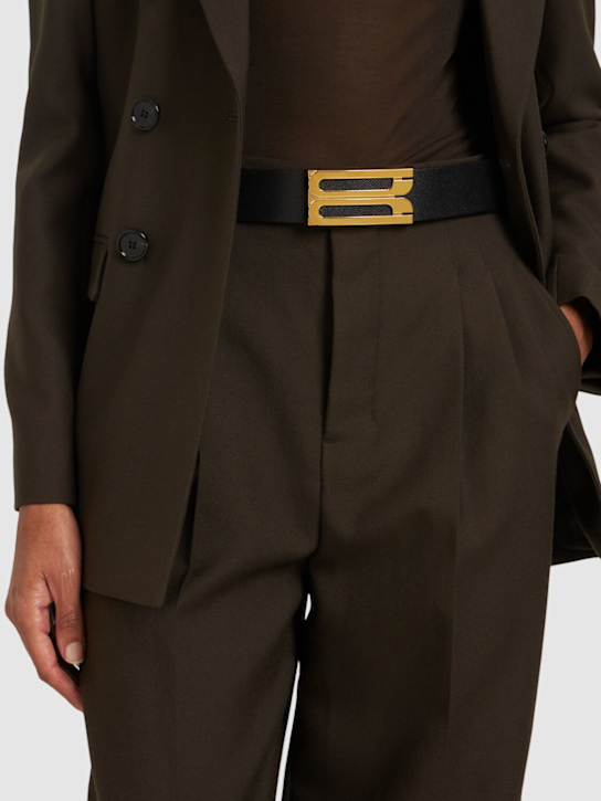 Victoria Beckham: Jumbo Bbuckle グレインレザーベルト - women_1 | Luisa Via Roma