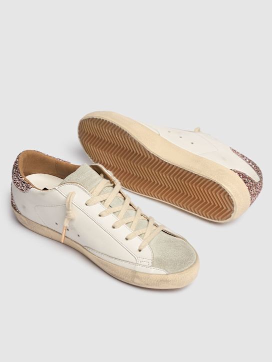 Golden Goose: 20毫米Super-Star混合皮革运动鞋 - 白色/金色 - women_4 | Luisa Via Roma