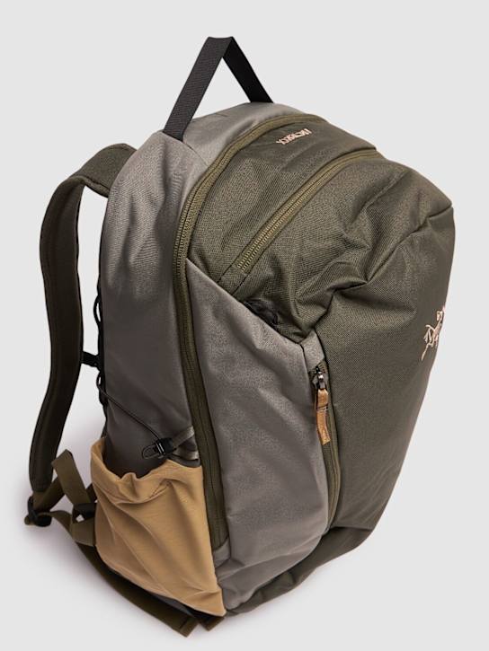 Arc'teryx: 26L Mantis backpack - men_1 | Luisa Via Roma