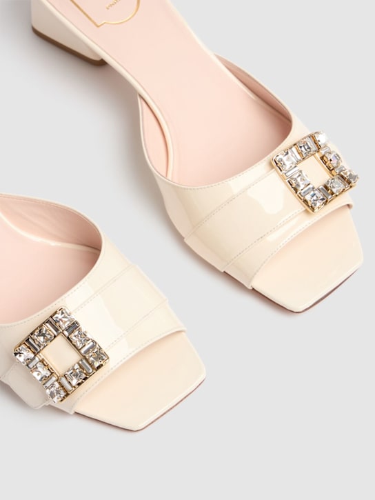 Roger Vivier: 45mm Bikviv patent leather mules - Off White - women_4 | Luisa Via Roma