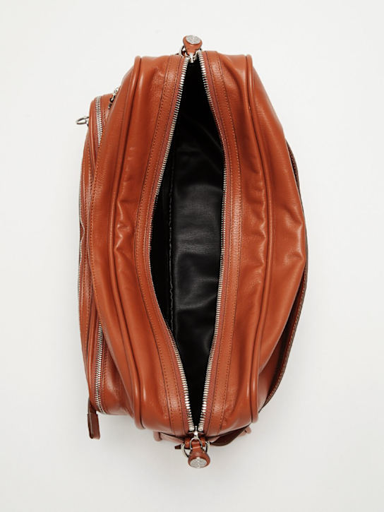 Acne Studios: Medium Camero leather shoulder bag - women_1 | Luisa Via Roma