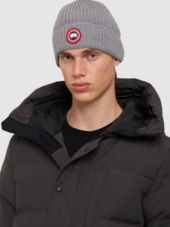 Canada Goose: Arctic Disc Rib Toque wool hat - men_1 | Luisa Via Roma