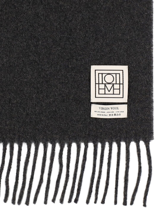 Toteme: Classic wool scarf - women_1 | Luisa Via Roma