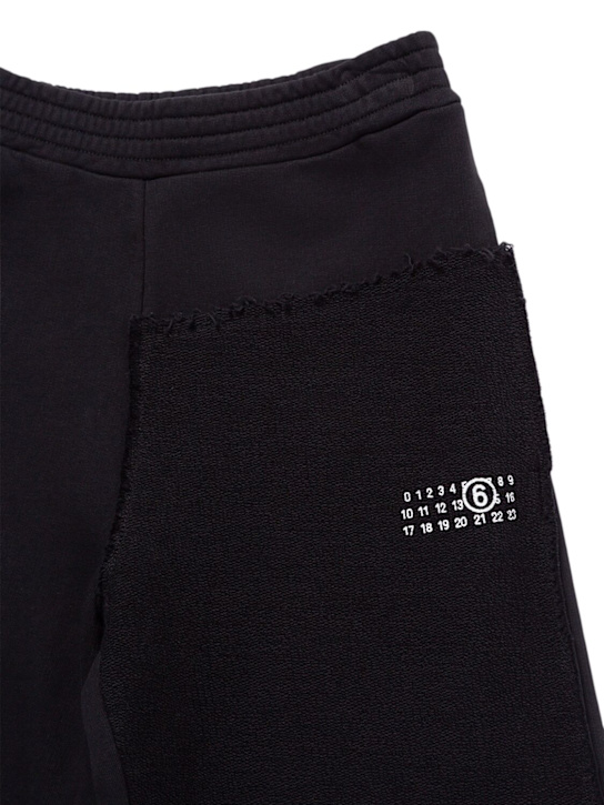 MM6 Maison Margiela: 印花棉质双材料运动裤 - 黑色 - kids-boys_1 | Luisa Via Roma