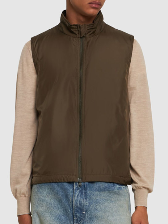 ASPESI: Gilet Vernes water-repellent nylon vest - 96237 - men_2 | Luisa Via Roma