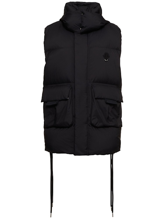 Moncler Genius: Moncler x Willow Smith Sabela down vest - women_0 | Luisa Via Roma