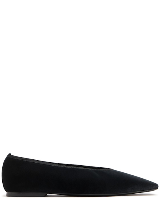 Toteme: 10mm Minimalist velvet ballerina flats - Black - women_0 | Luisa Via Roma
