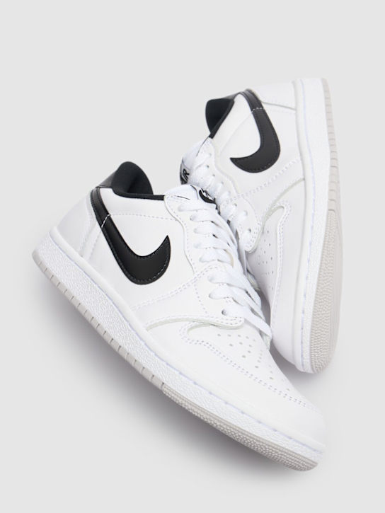 Nike: Sneakers Air Jordan 1 Low 85 - women_1 | Luisa Via Roma