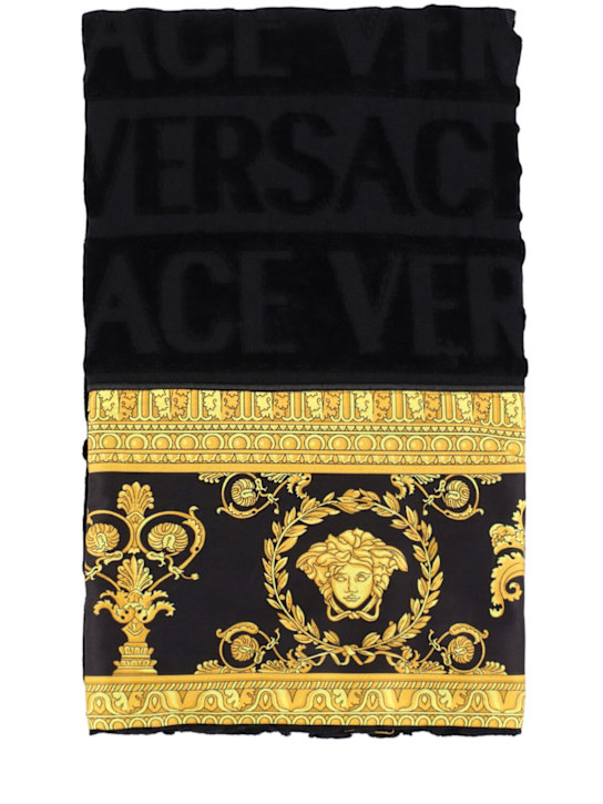 Versace: I Heart Baroque bath towel - ecraft_0 | Luisa Via Roma